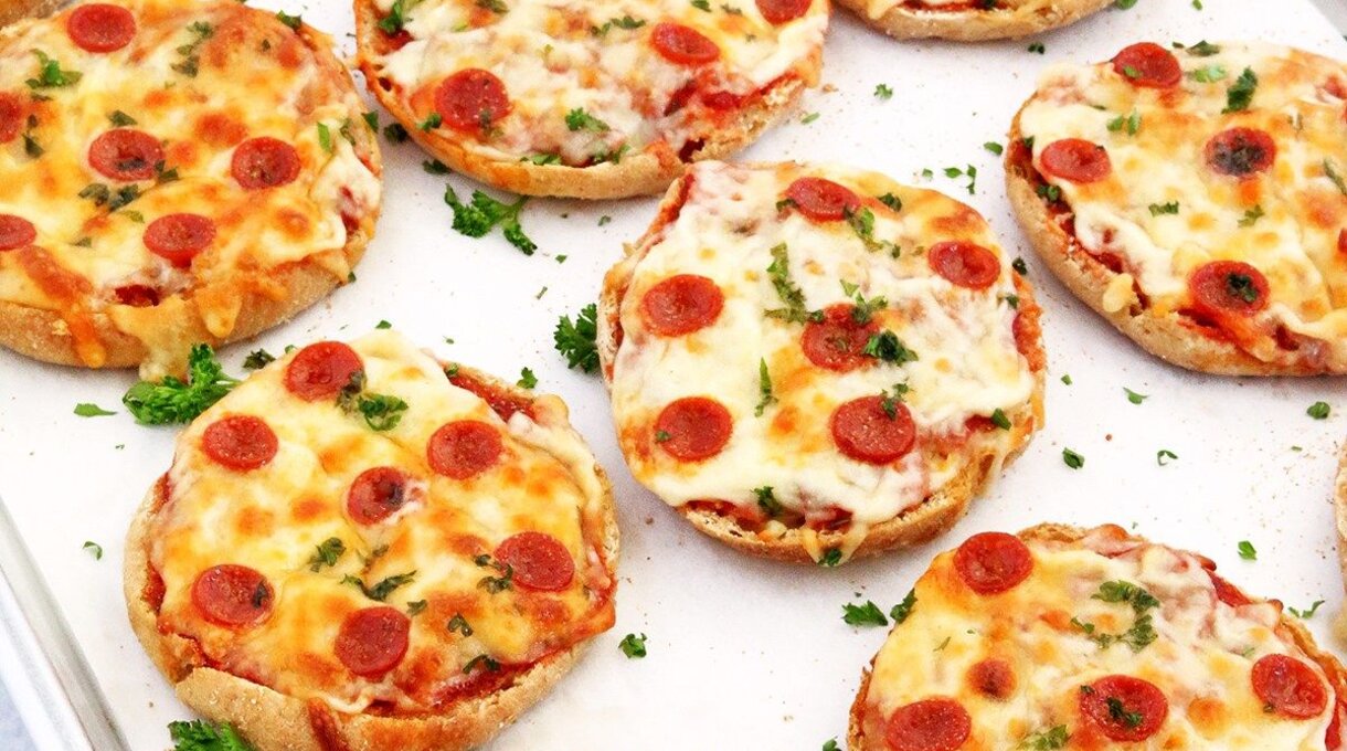 Mini Pizze z lístkového cesta Mini Pizze z lístkového cesta