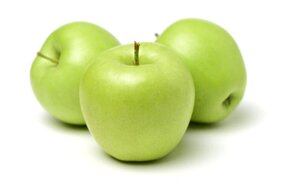 Jablká zelené Golden Delicious ukladané