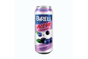 Pivo Birell nealkoholické Active Čučoriedka & Acai s kofeínom 500 ml