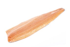 Losos filetovaný chladený cca 1,4 kg