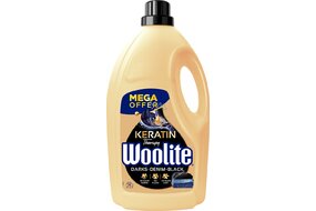 Prací gél Woolite Dark na tmavé prádlo 4,5 l